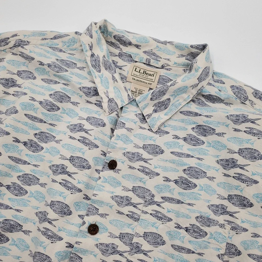 LL Bean Mens Traditional Fit Fish Print Cotton Short Sleeve Button Up Shirt M